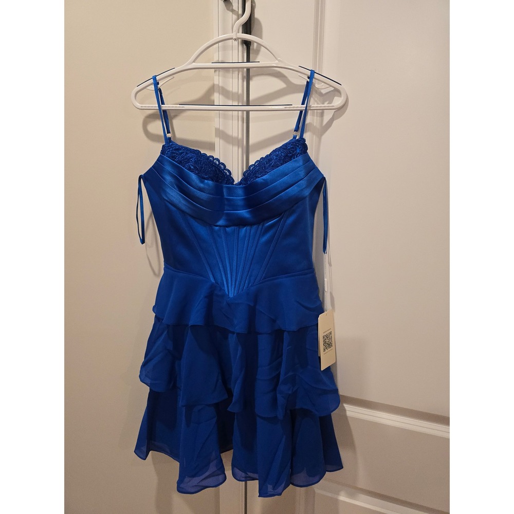 A-line Cowl Neck Tiered Flirty Ruffle Homecoming Dress size 4 New With Tags - Picture 11 of 11